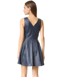 Robe en cuir bleue J.o.a.