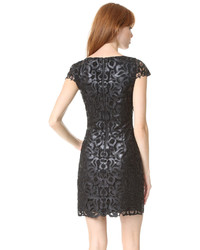 Robe en cuir brodée noire Alice + Olivia