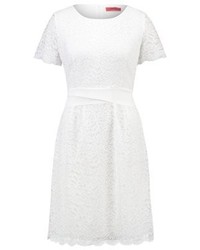 Robe en dentelle beige Hugo Boss