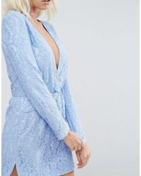 Robe en dentelle bleu clair PrettyLittleThing