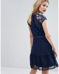 Robe en dentelle bleu marine Elise Ryan