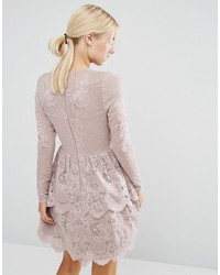 Robe en dentelle grise Asos