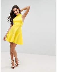 Robe en dentelle jaune Asos