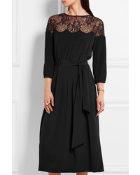 Robe en dentelle noire Vanessa Seward