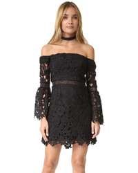 Robe en dentelle noire Cynthia Rowley