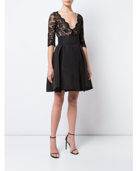 Robe en dentelle noire Oscar de la Renta