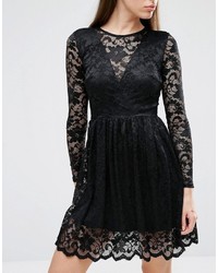 Robe en dentelle noire Club L