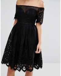 Robe en dentelle noire Boohoo