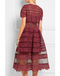 Robe en dentelle pourpre foncé Zimmermann