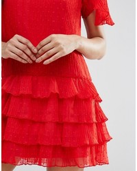 Robe en tulle à volants rouge Missguided