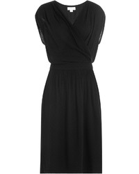 Robe en velours brodée noire