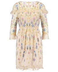 Robe évasée à fleurs rose Needle & Thread