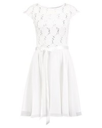 Robe évasée en dentelle blanche Swing
