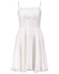 Robe évasée en dentelle blanche Swing