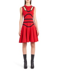 Robe évasée en tricot rouge