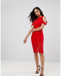 Robe fourreau en dentelle rouge