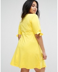 Robe jaune Asos