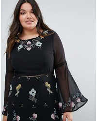 Robe longue à fleurs noire