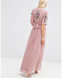 Robe longue brodée rose Asos