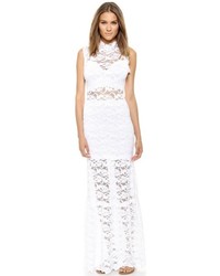 Robe longue en dentelle blanche