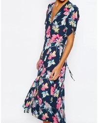 Robe midi à fleurs bleu marine Asos