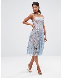 Robe midi en dentelle bleu clair Boohoo