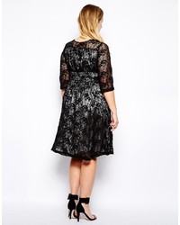 Robe midi en dentelle noire