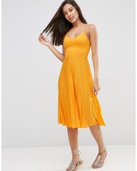 Robe midi jaune Asos