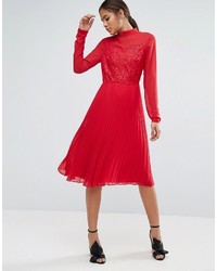 Robe midi plissée rouge