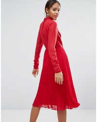 Robe midi plissée rouge