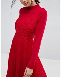 Robe midi plissée rouge Asos