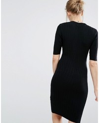 Robe moulante en tricot noire