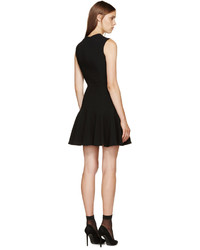 Robe noire Alexander McQueen