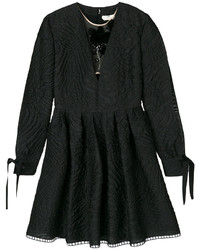 Robe noire Fendi