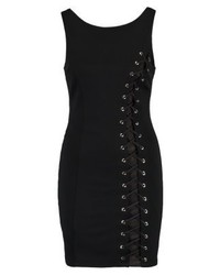 Robe noire GUESS