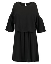 Robe noire Only