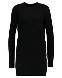 Robe noire Pieces