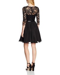 Robe noire Swing