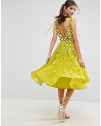 Robe nuisette ornée chartreuse Asos