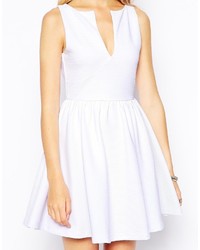 Robe patineuse blanche Asos