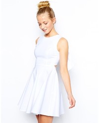 Robe patineuse blanche