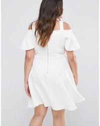 Robe patineuse blanche