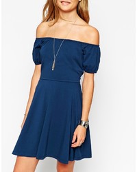 Robe patineuse bleu marine Asos