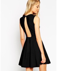 Robe patineuse découpée rouge Asos