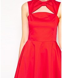 Robe patineuse découpée rouge Love Moschino