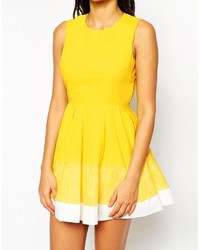 Robe patineuse jaune AX Paris