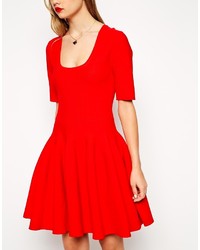 Robe patineuse rouge Asos