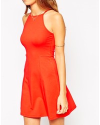 Robe patineuse rouge Asos