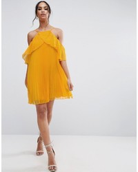 Robe plissée jaune Asos