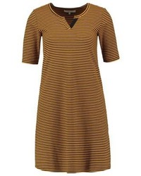 Robe-pull à rayures horizontales moutarde TWINTIP